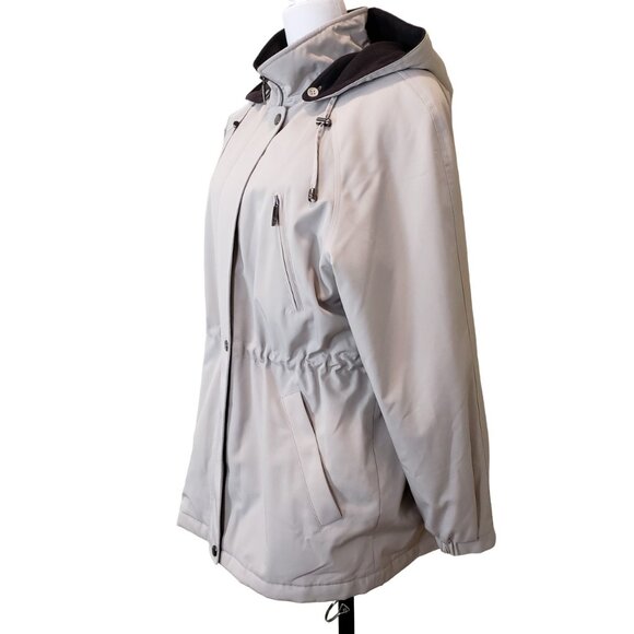 Liz Claiborne M Mid Length Water Resist Rain Anorak Coat Tan Excellent Condition - Picture 4 of 16